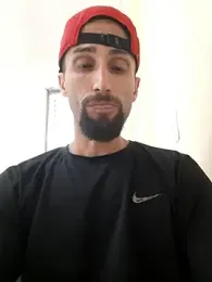 Luccareli10 webcam model stream image
