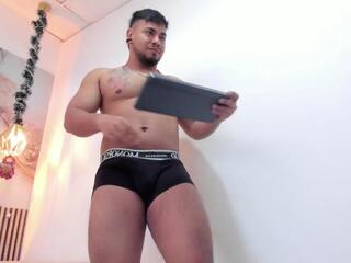 Thiago Ruiz webcam model stream image