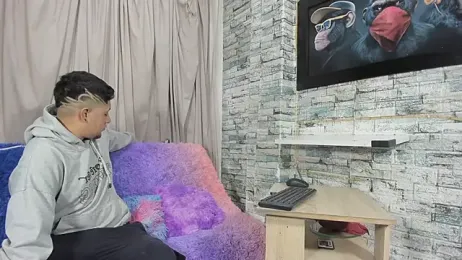 NoahAndBunny webcam model stream image