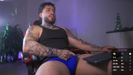 LeoSalvatore_ webcam model stream image