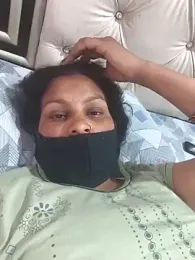 Love-pari77 webcam model stream image