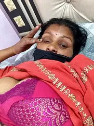 Love-pari77 webcam model stream image