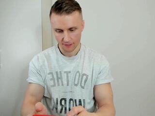 Macvay webcam model stream image