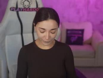 bright_diamonds_054 webcam model stream image