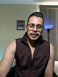 towers_j webcam model stream image