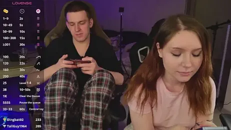 YouHoldMee webcam model stream image