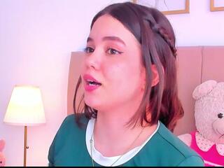 Bella Fontana webcam model stream image