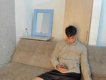 cute_boys18 webcam model stream image