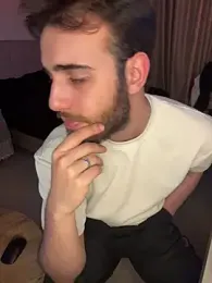 2HARDKURT webcam model stream image