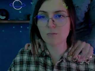 theo-drift webcam model stream image