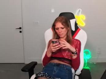 velvettgirl webcam chaturbate model stream image