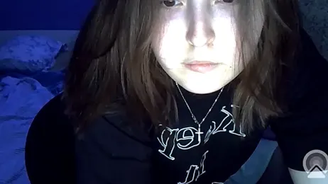 VIKIWITHMAX webcam model stream image