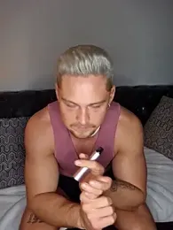 EddyRise- webcam model stream image