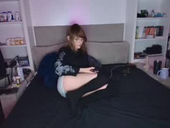 femboyflowers webcam model stream image