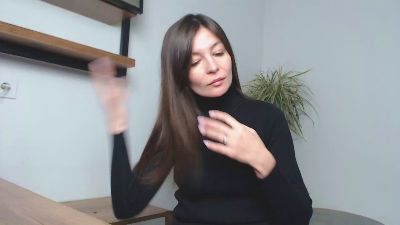 Verinikk_kiss webcam model stream image