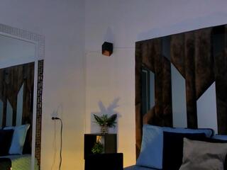 Ostin Saints webcam model stream image