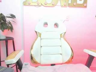 dianamilf webcam model stream image