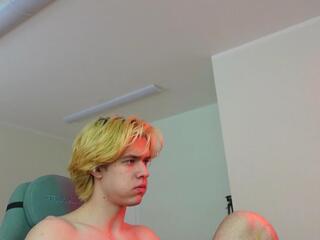 Logan Fraser webcam model stream image