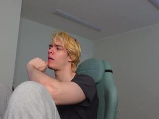 Logan Fraser webcam model stream image