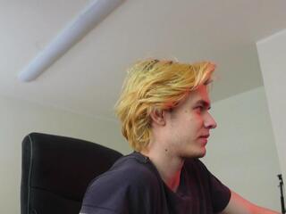 Logan Fraser webcam model stream image