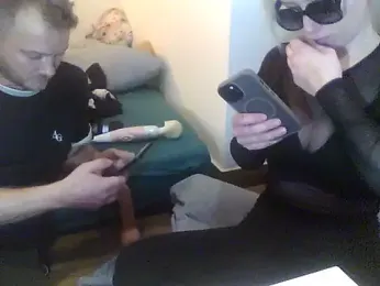 Mia-Sweet2002 webcam model stream image