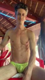 PianoTobe webcam cam4 model stream image