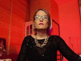 Findom_Lady_Shine webcam bongacams model stream image