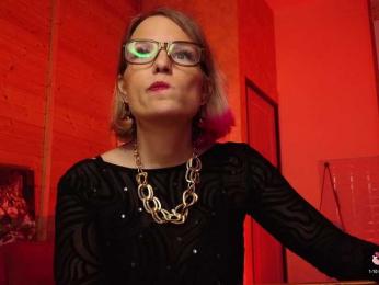 Findom_Lady_Shine webcam bongacams model stream image