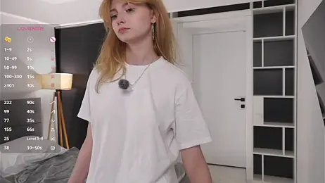 YukiMatis webcam model stream image