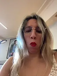 Gatitacarlita webcam model stream image