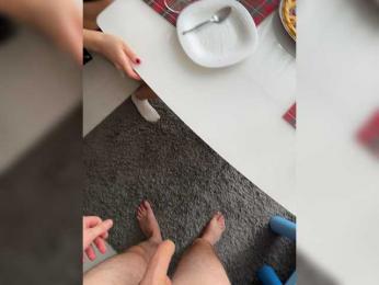 lolave webcam model stream image