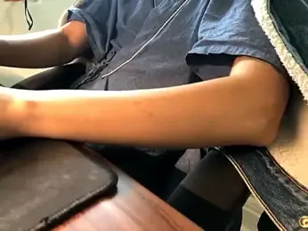 Ryan67533 webcam model stream image