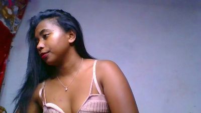 Pauliemarie webcam model stream image