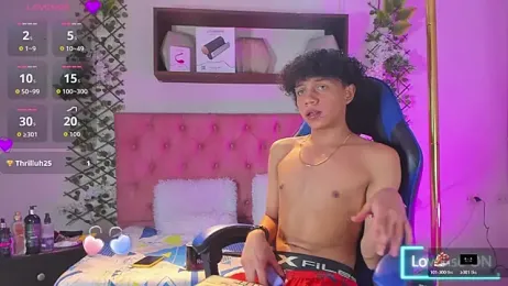 _taylor_black webcam model stream image