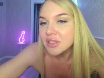 DOMINATRIX77 webcam model stream image