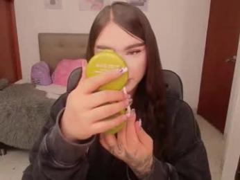 miley_baker webcam chaturbate model stream image