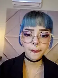 Sateh_and_Hikary webcam model stream image