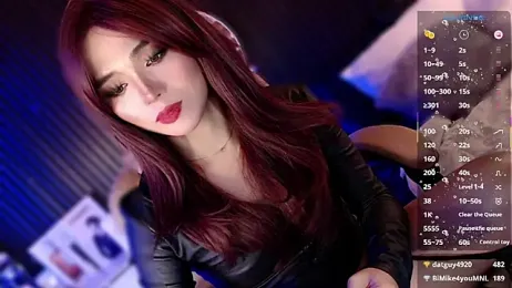 Ultimate_Charm webcam model stream image