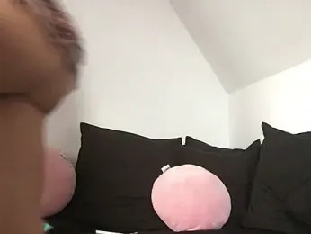 estellebby webcam model stream image