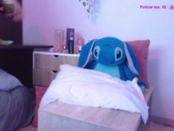 Mad-licia webcam bongacams model stream image