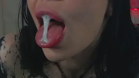 MaeveMoon webcam model stream image