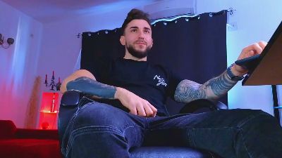 MightyAaronX webcam model stream image