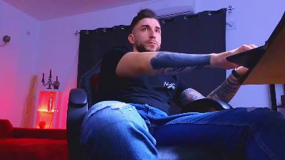 MightyAaronX webcam model stream image