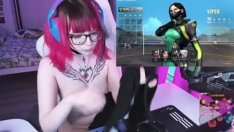 Yumi_Youkai webcam stripchat model stream image