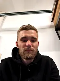 Benjamiinlt webcam model stream image