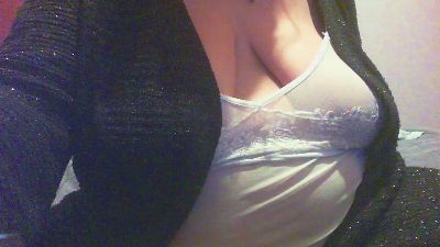 XeliaeclypseX webcam cam4 model stream image