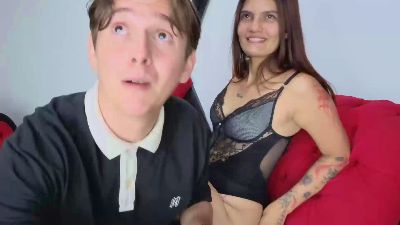 MarianaandRonny webcam model stream image