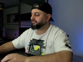 dravenpeak webcam model stream image