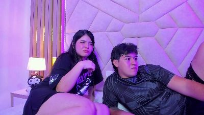 EmilyANDrew webcam model stream image