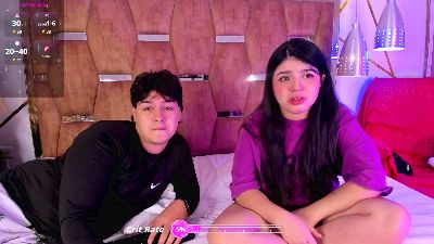 EmilyANDrew webcam model stream image